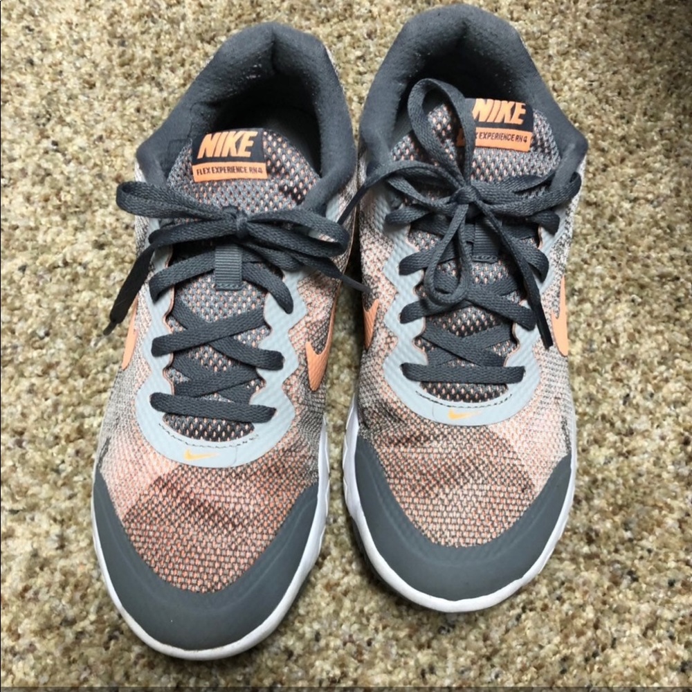 Nike Flex Experience RN 4